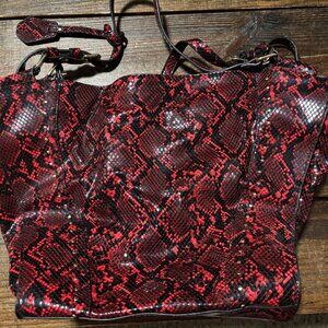 Gianni Bini Red Snakeskin Tote – Bold Statement Shoulder Bag